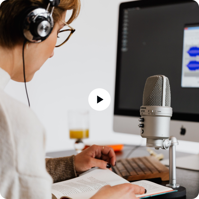 Audio professional using Envision call-recording software